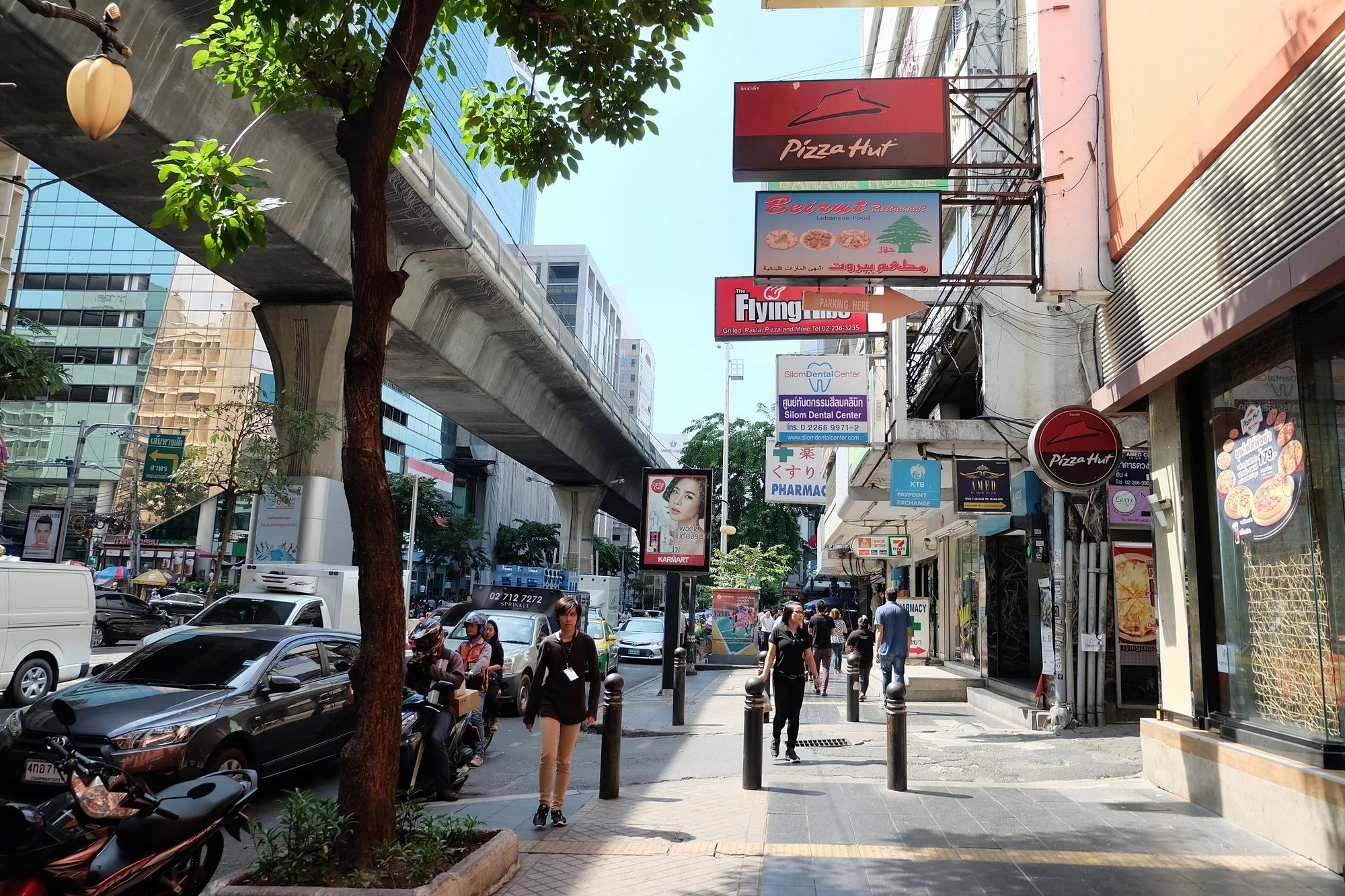 V Place Silom Bangkok Exterior foto